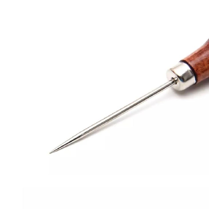 Furador de Tecido Manual com Cabo de Madeira Lanmax 01un