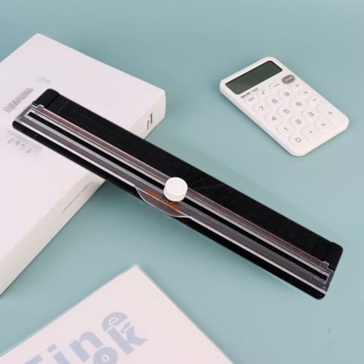 Refiladora de Papel A4 30cm para 5 folhas 819 Preto Marpax